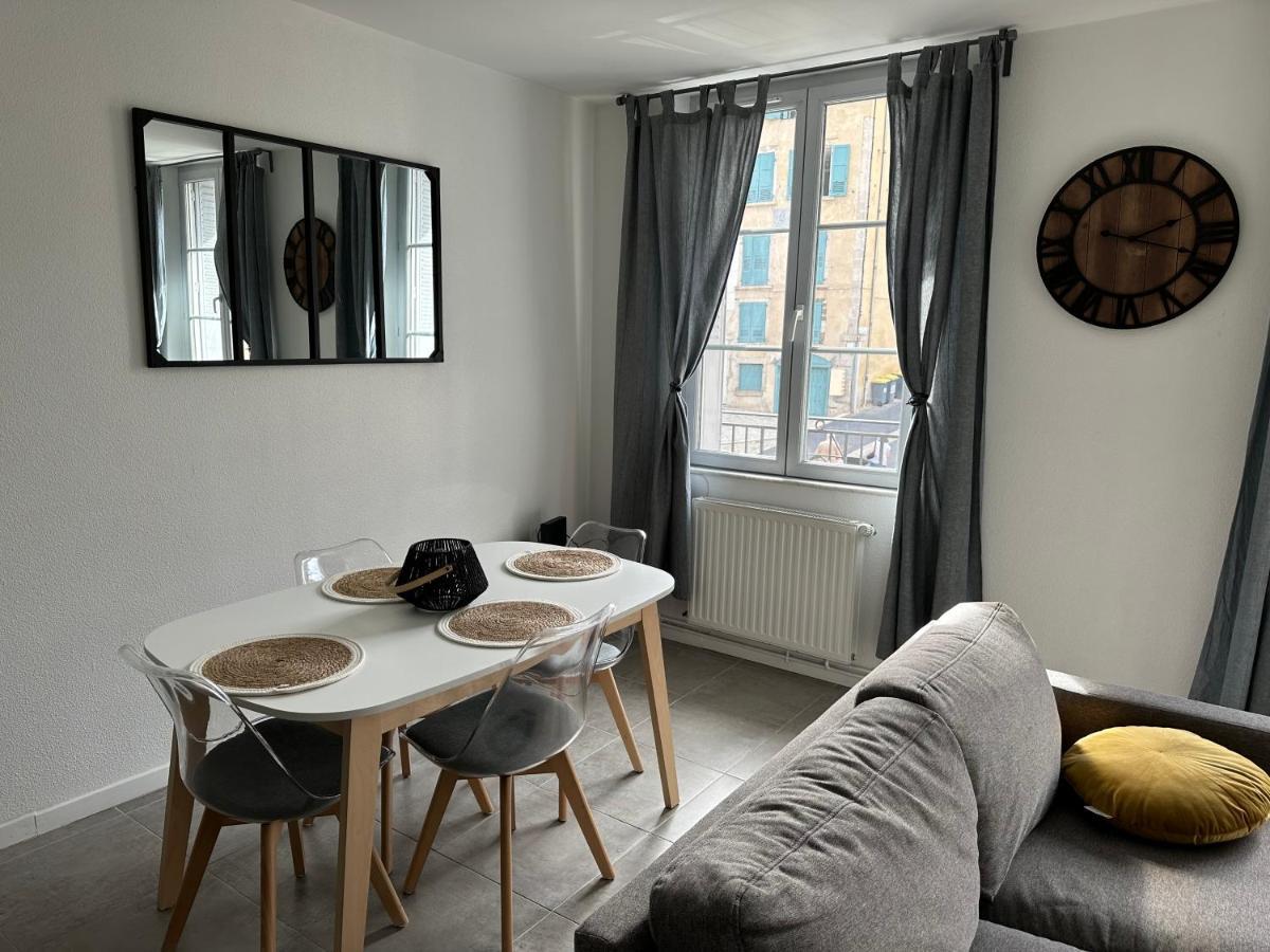 Appartement Avec Terrasse Au Puy Le Puy-en-Velay Exterior photo